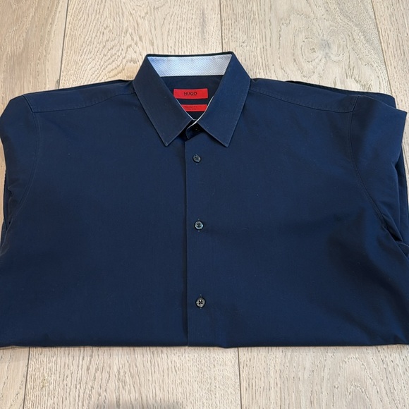 HUGO Hugo Boss Regular Fit Easy Iron Button Down Shirt in Size 39 (15.5) - Picture 2 of 11